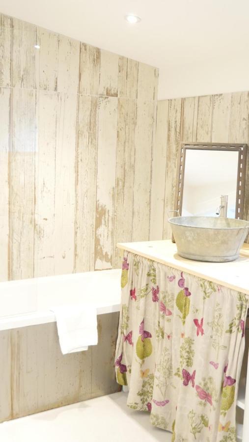 Surprenantes - L'Ile Mysterieuse Apartment Bagian luar foto